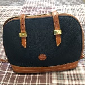 Dooney & Bourke Purse